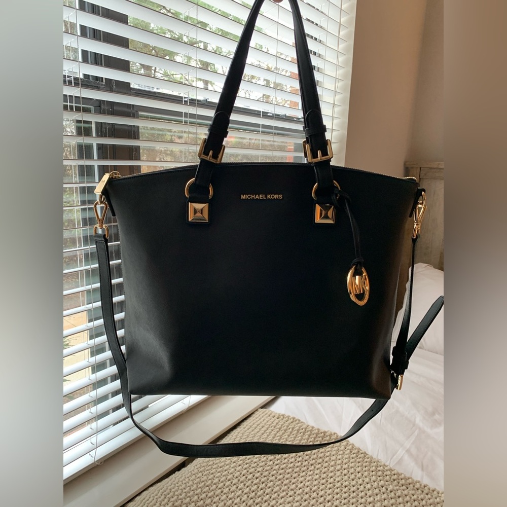 Michael Kors Jet Set Travel Large Leather Bag black